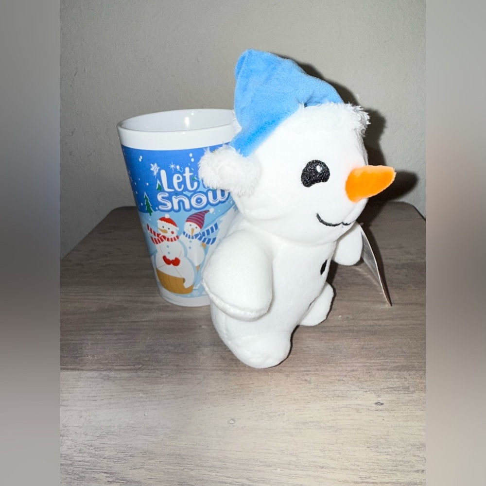 Royal Norfolk Set Ceramic Coffee Cup and Snow Doll Stuffed Christmas Gift New - Picture 5 of 6